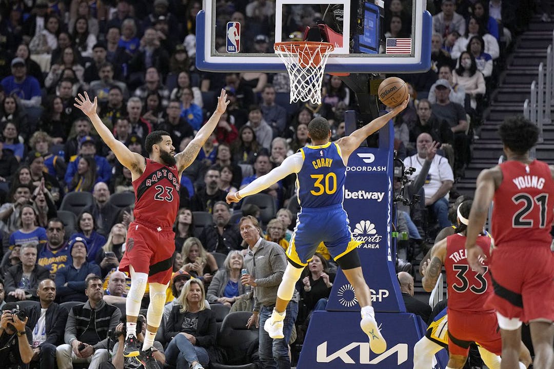 Featured image for Toronto Raptors vs Golden State Warriors Free Pick and Prediction – March 1
